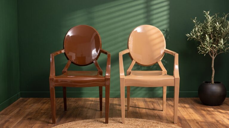 Two_armchairs_in_room_2K_202607311506
